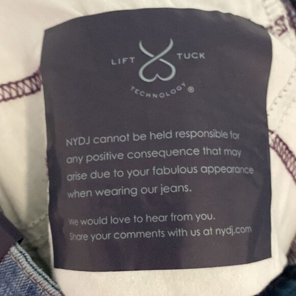 NWT- NYDJ- skinny slimming jeans with Ombre hem- Size 6 - Picture 11 of 11